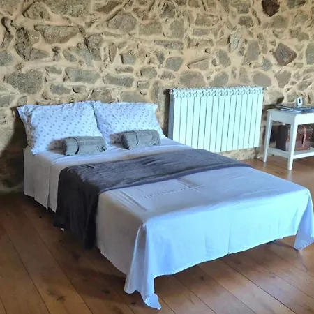 En La Ribeira Sacra A Granxa Ferreira